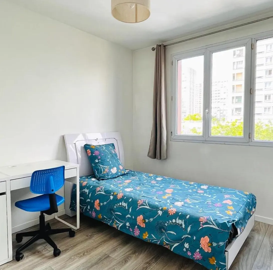 Apartment Charmant T3 Avec Parking Prive